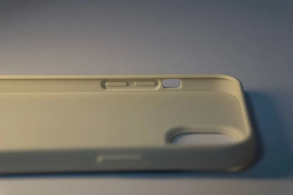 iphone14-case-by-muji